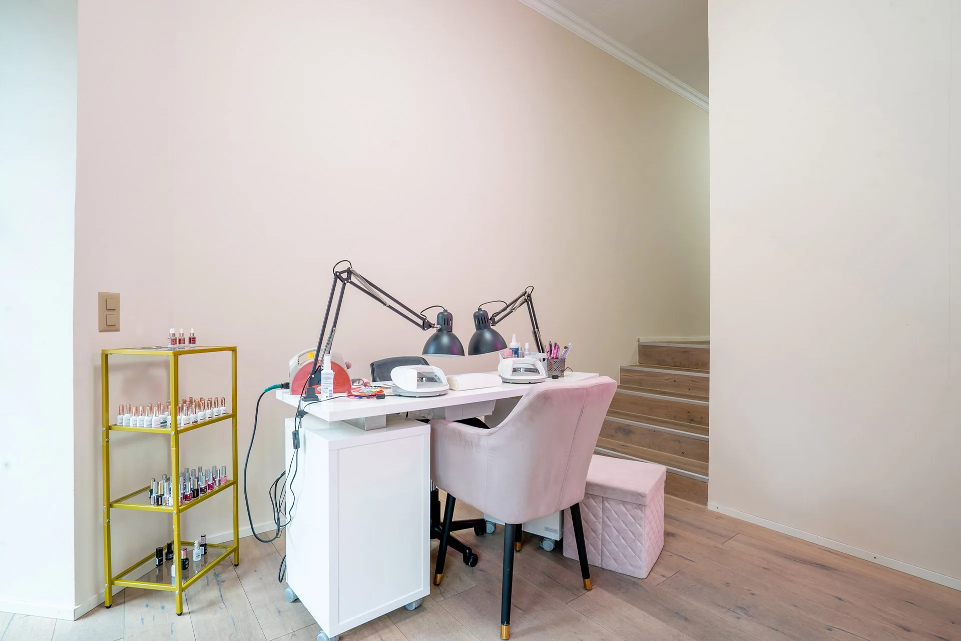 Behandlungsraum im MonyLook Studio