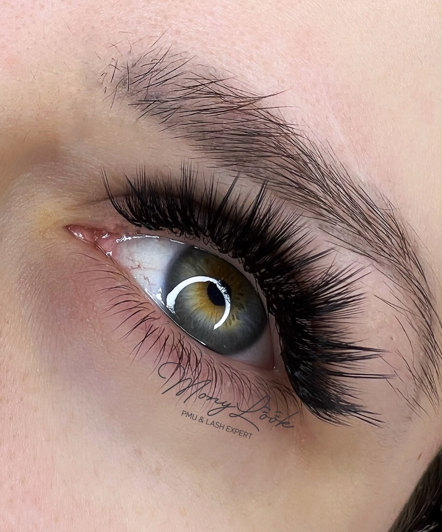 7-10D Volumen — Kim K. Look Resultat